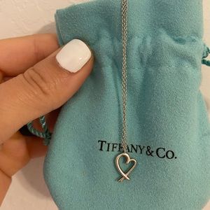 Tiffany and Co Paloma Picasso heart necklace 16”